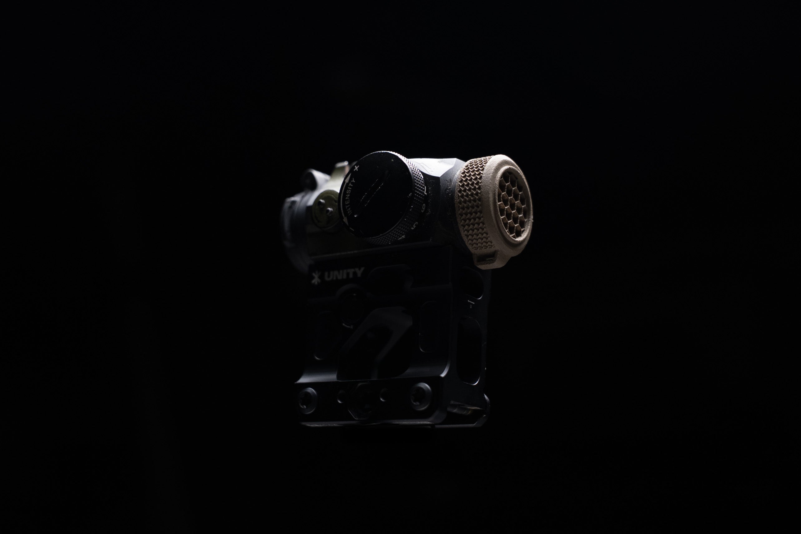 Aimpoint Micro Series HexCap™
