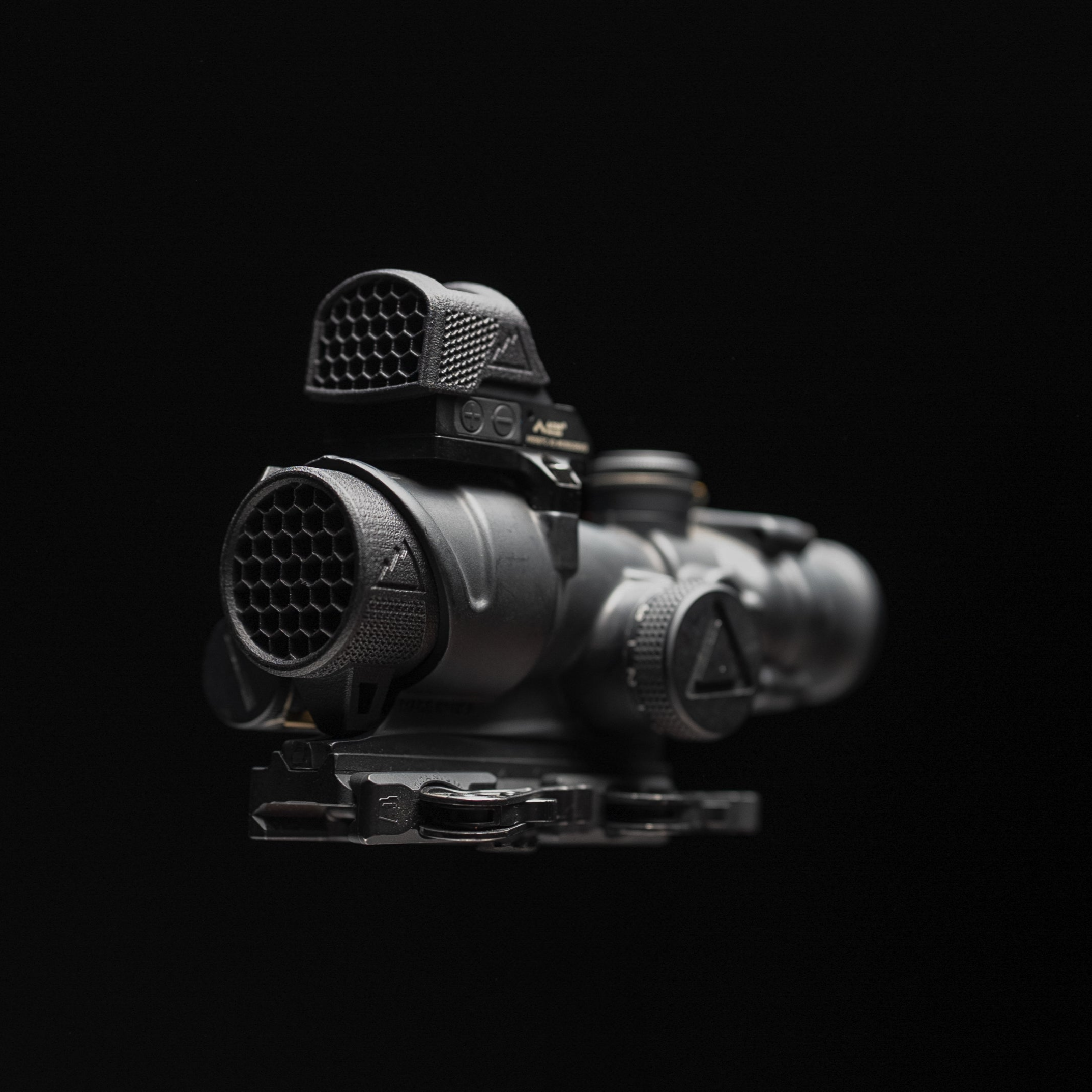 ScopeCap Pro scope cap with killflash anti-reflection device on Trijicon ACOG TA02 and Holosun HexCap cover