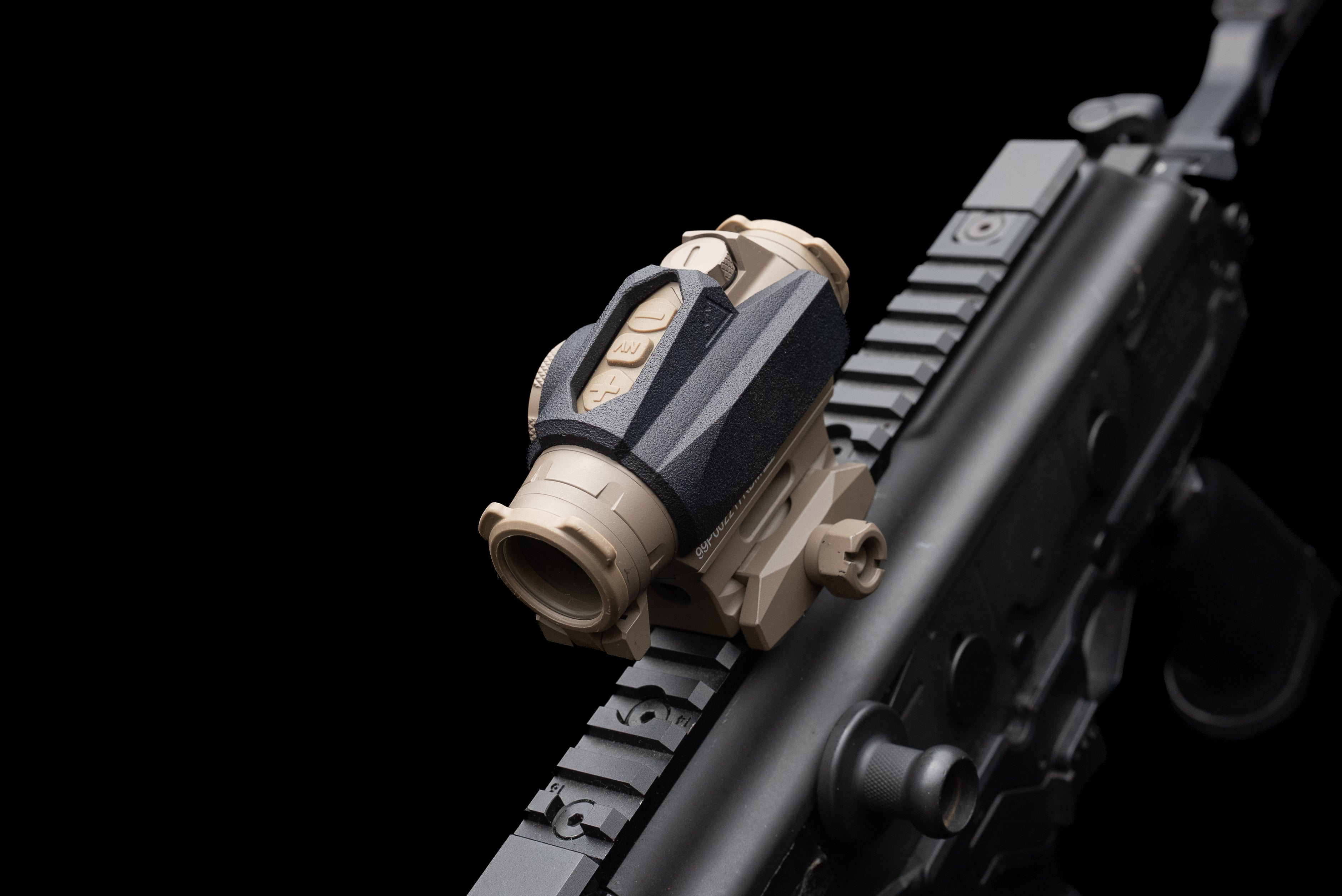 Sig Sauer Romeo4T PRO with Free Button Blocker