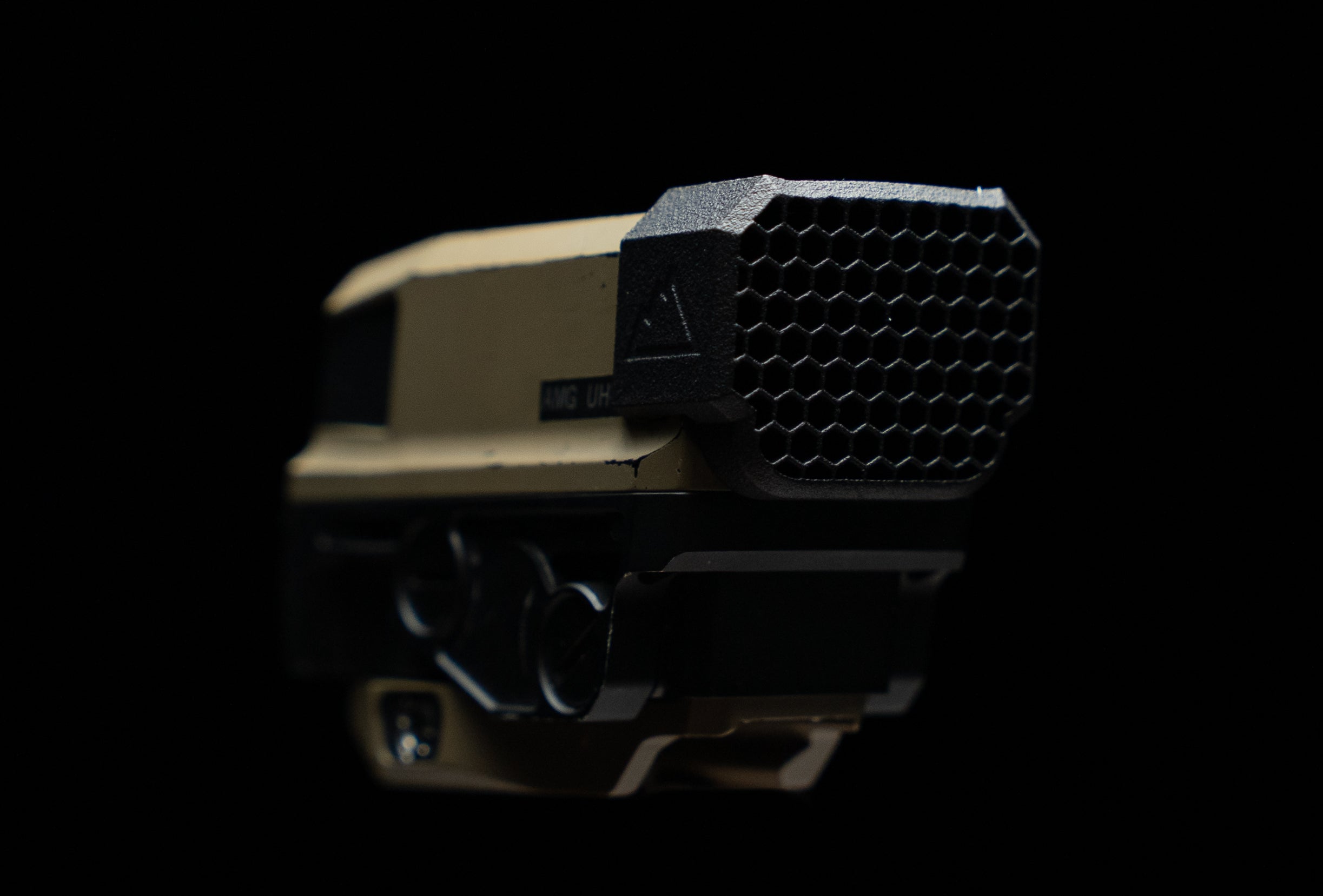 Vortex AMG UH-1 HexCap™ | Anti Reflection Device Scope Cover