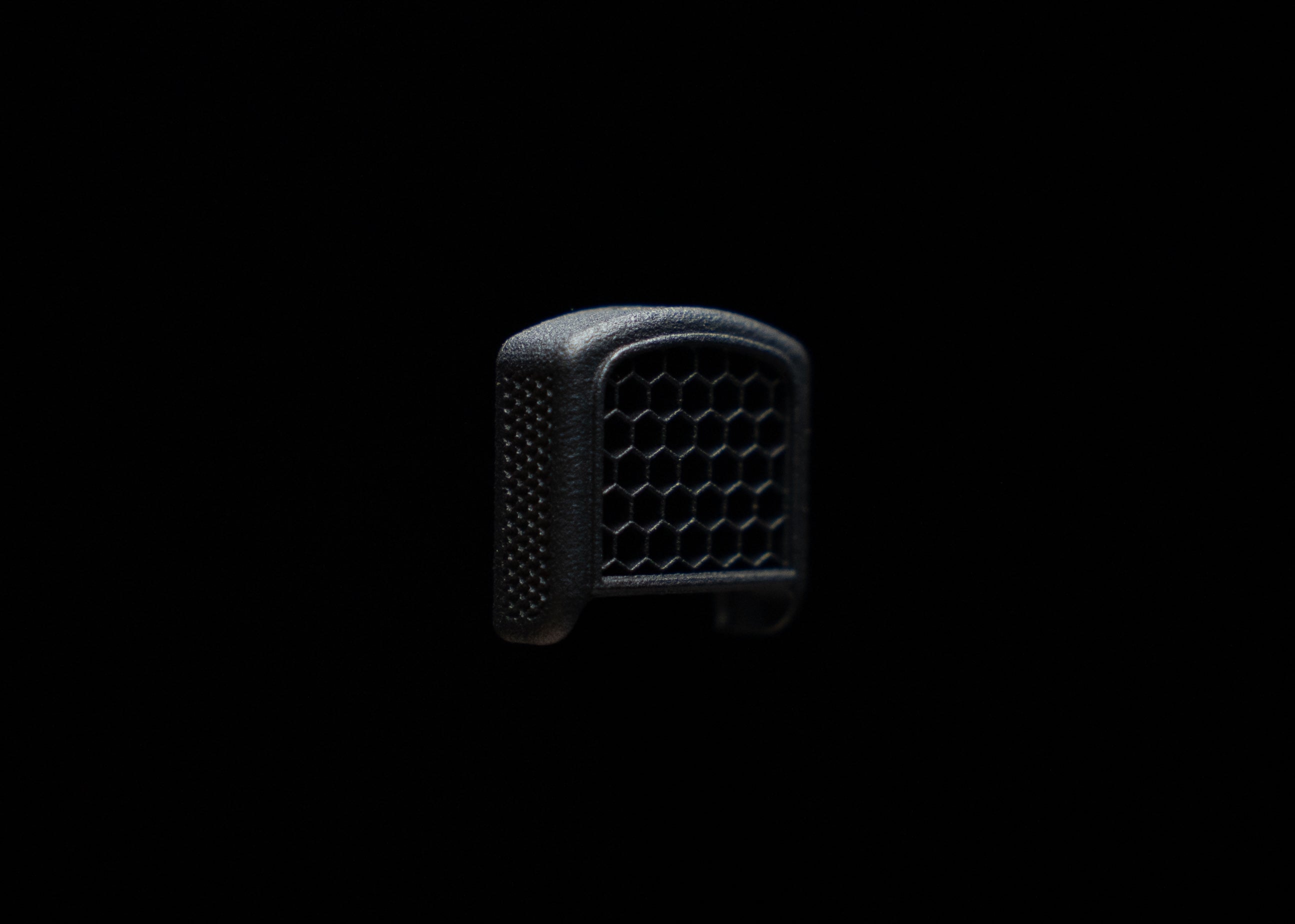 Aimpoint Acro P-2 HexCap™ | Anti Reflection Device Scope Cover