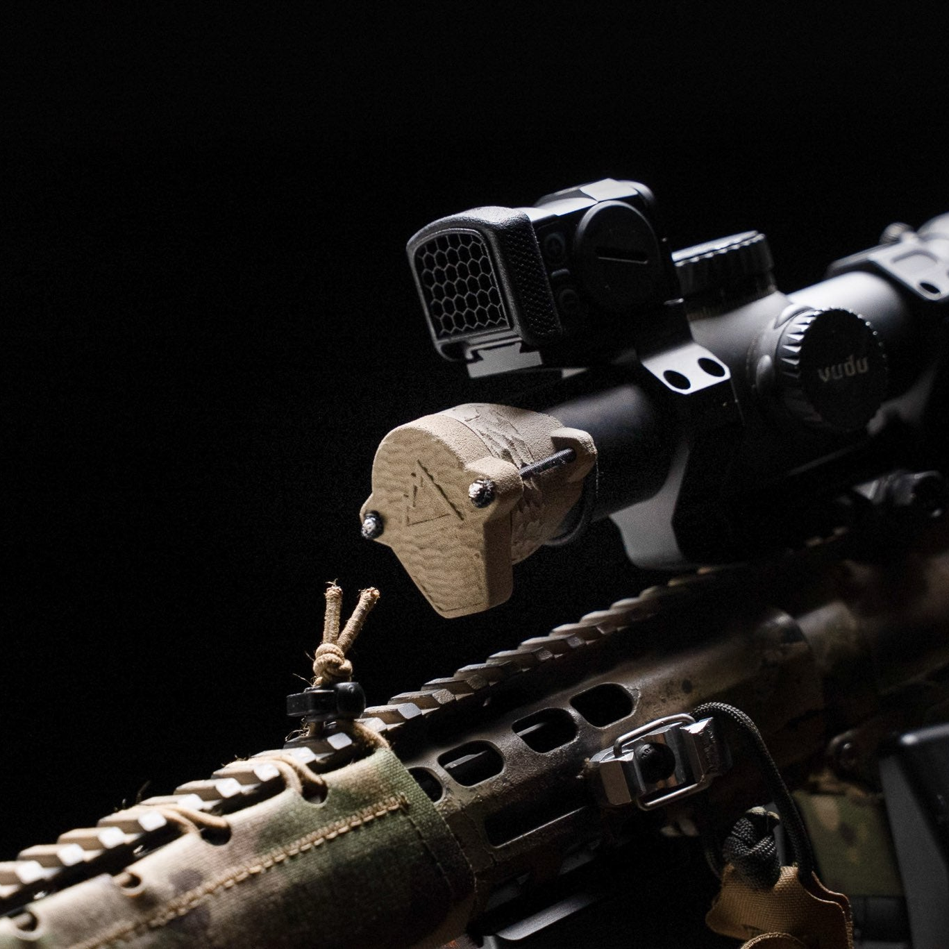 ScopeCap Pro 34mm LPVO scope cap with built-in anti-reflection device and Aimpoint ACRO P2 HexCap cover