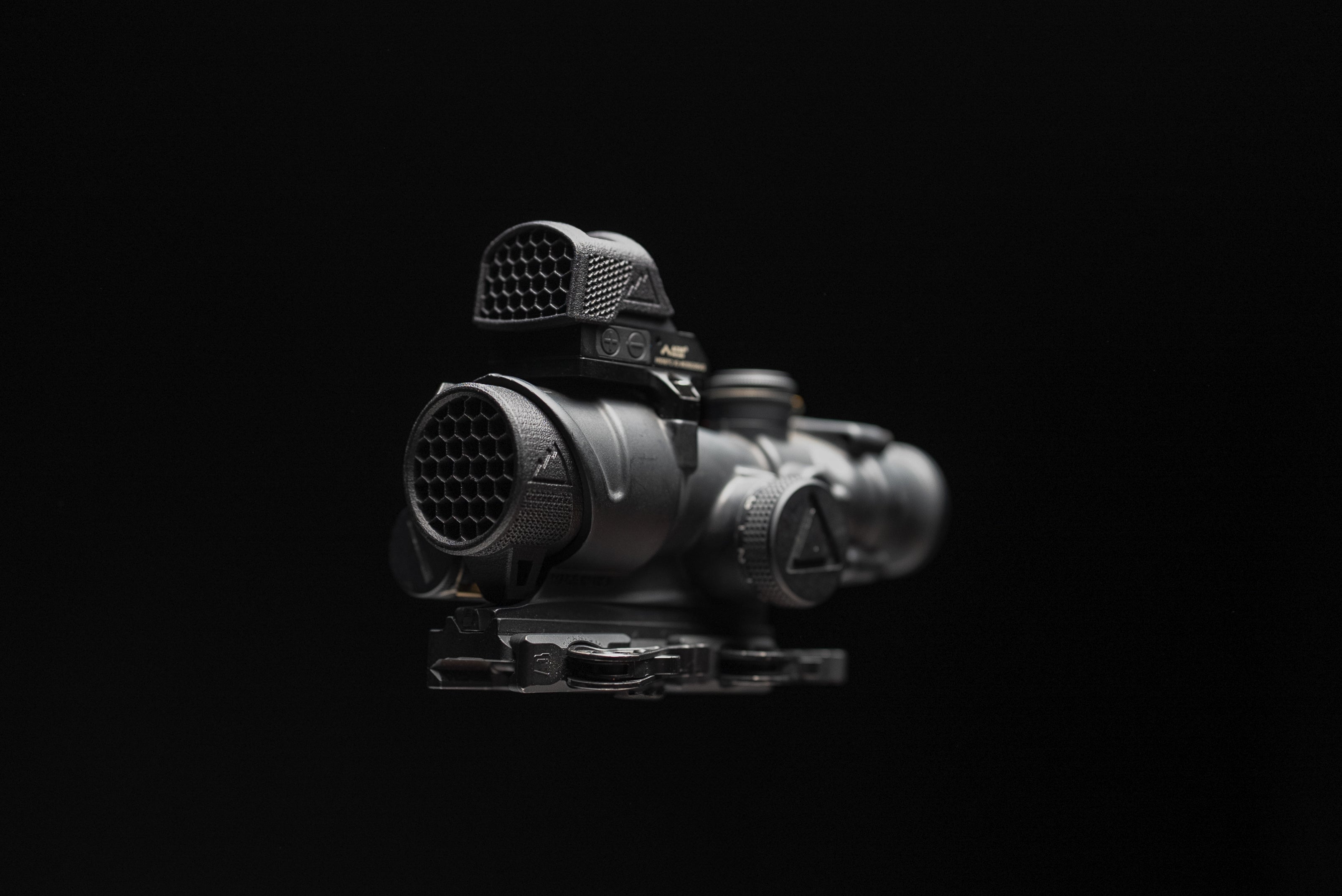 ScopeCap Pro scope cap with killflash anti-reflection device on Trijicon ACOG TA01 and Holosun HexCap cover